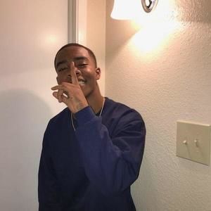 Meet your Posher, Malik